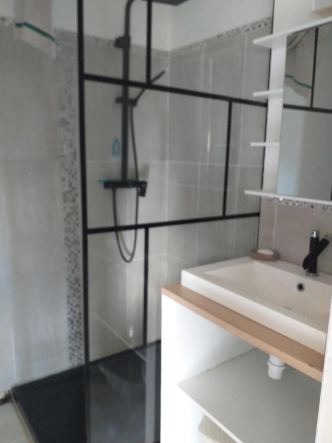 Appartement A 350m De La *